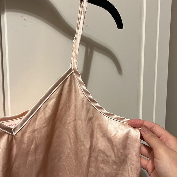 Silk tank top - Picture 2 of 3